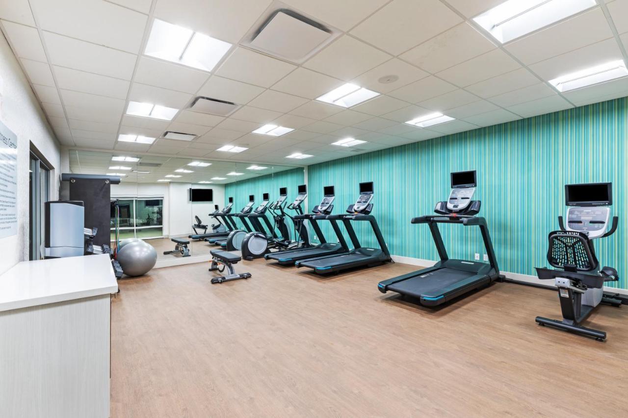Holiday Inn Express & Suites - Parsons By Ihg 外观 照片