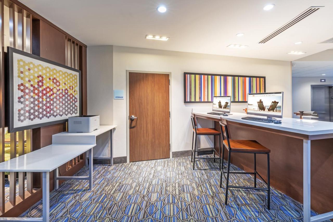 Holiday Inn Express & Suites - Parsons By Ihg 外观 照片