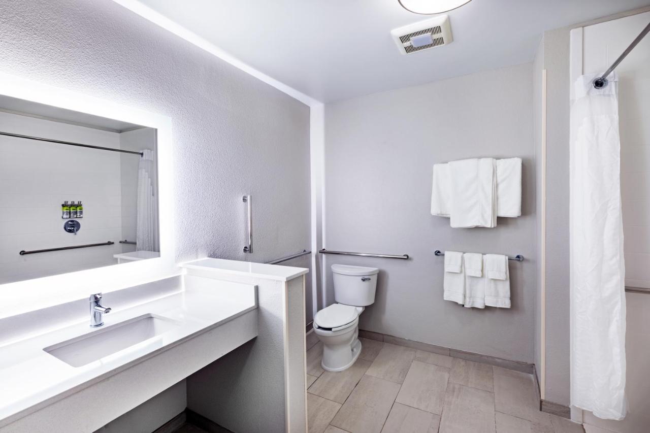 Holiday Inn Express & Suites - Parsons By Ihg 外观 照片